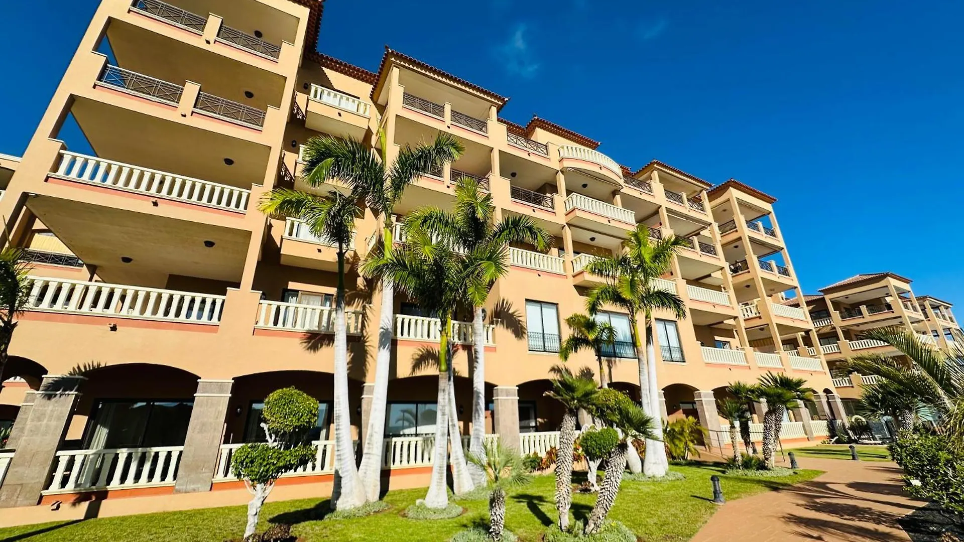 El Nautico Coral Suites San Miguel de Abona Spain